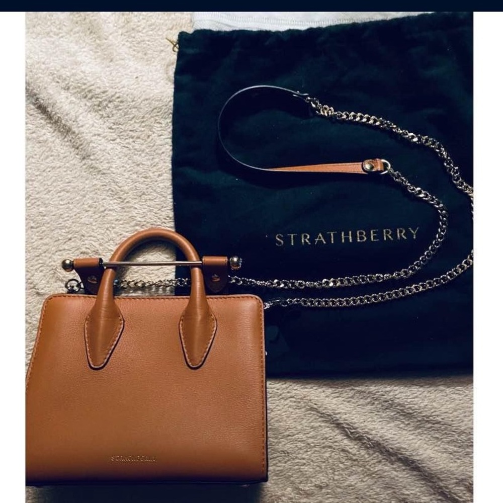 STRATHBERRY - Leather Nano Tote In Chestnut
